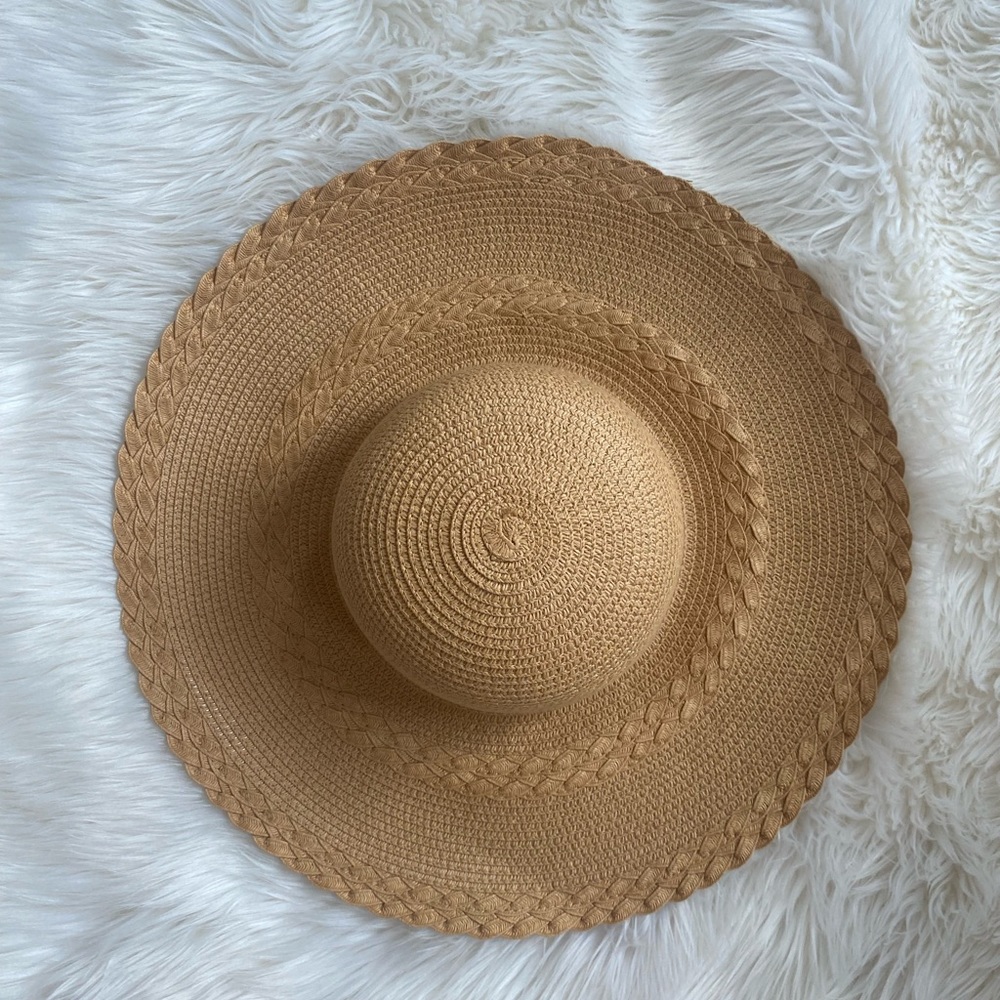 NWOT  Straw hat